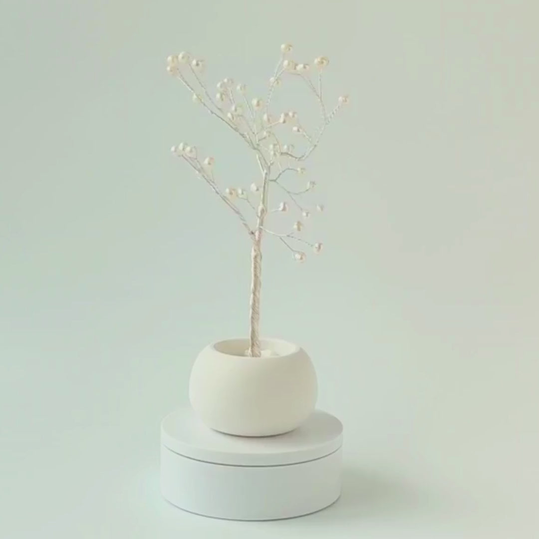 360° rotating view of handmade pearl jewelry small silver tree – see all angles of the sculpture